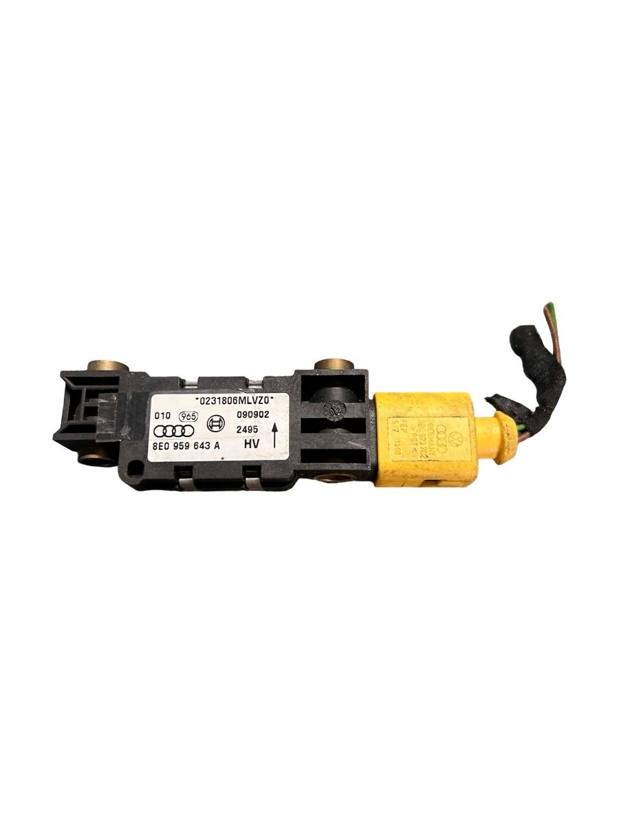 Senzor AUDI A4 II 8E2, B6 2000 - 2005 8E0959643A