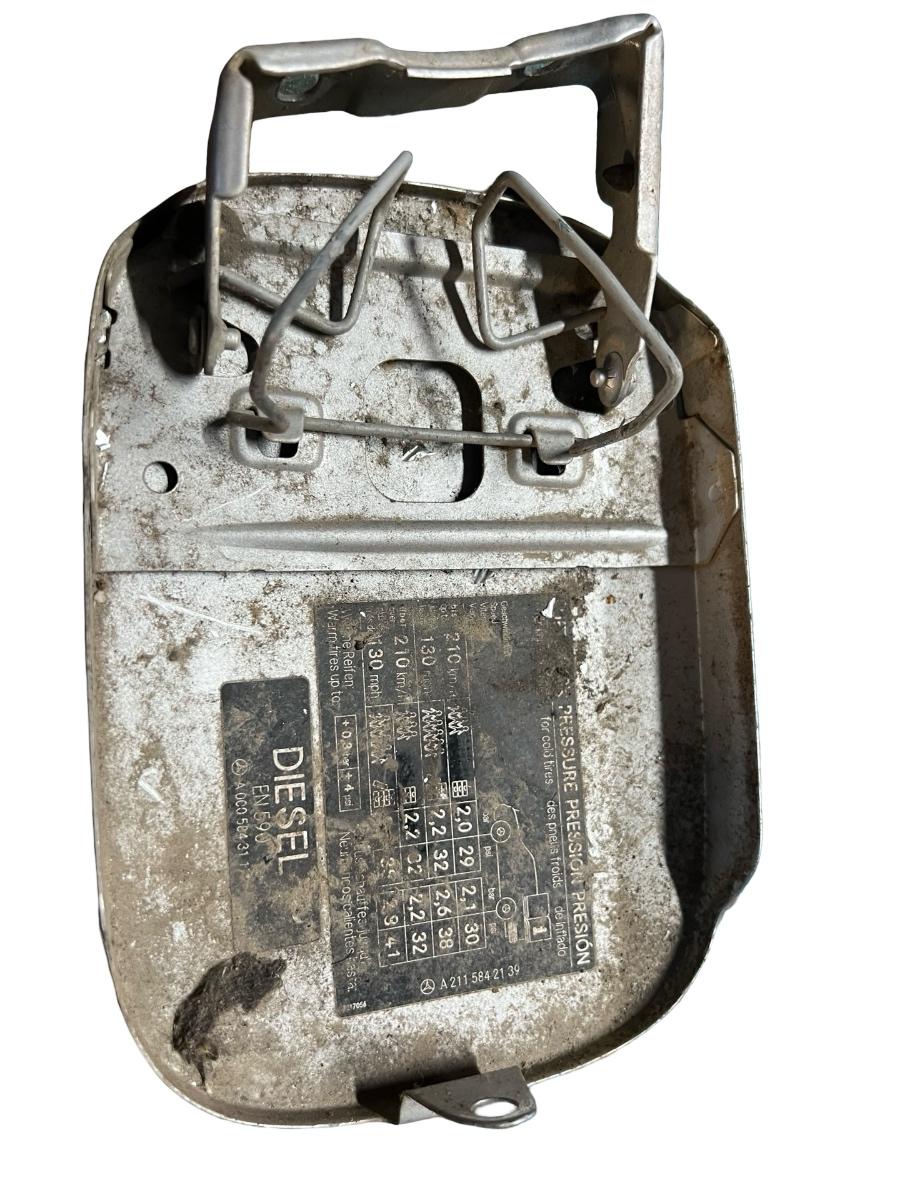 Capac rezervor combustibil MERCEDES-BENZ E-CLASS W211 2002 - 2009 – foto 2