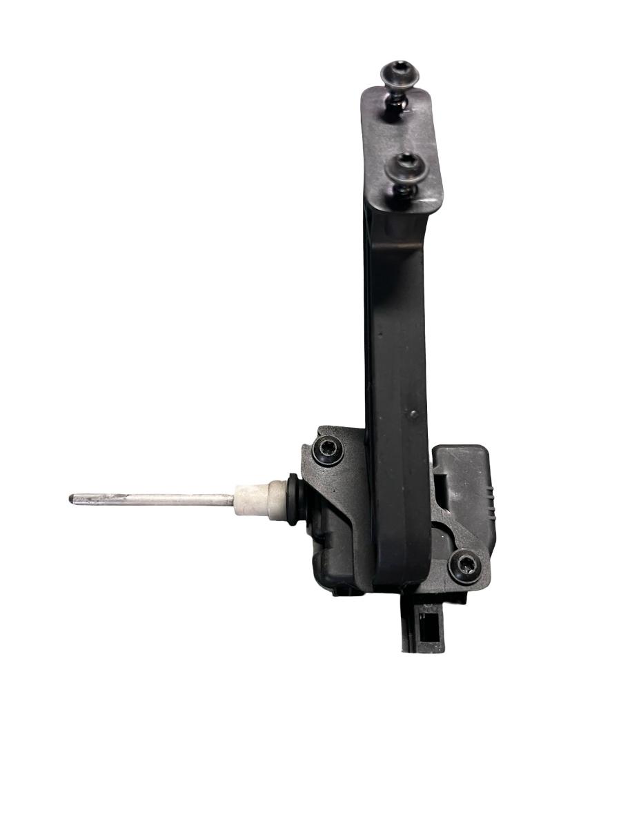 Blocare usita rezervor combustibil MERCEDES-BENZ C-CLASS II W203  2000 - 2007 A2038201997 – foto 2