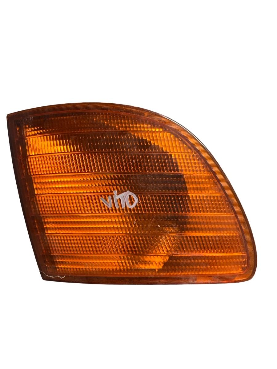 Lampa de semnalizare dreapta MERCEDES-BENZ VITO Bus 638 1996 - 2003