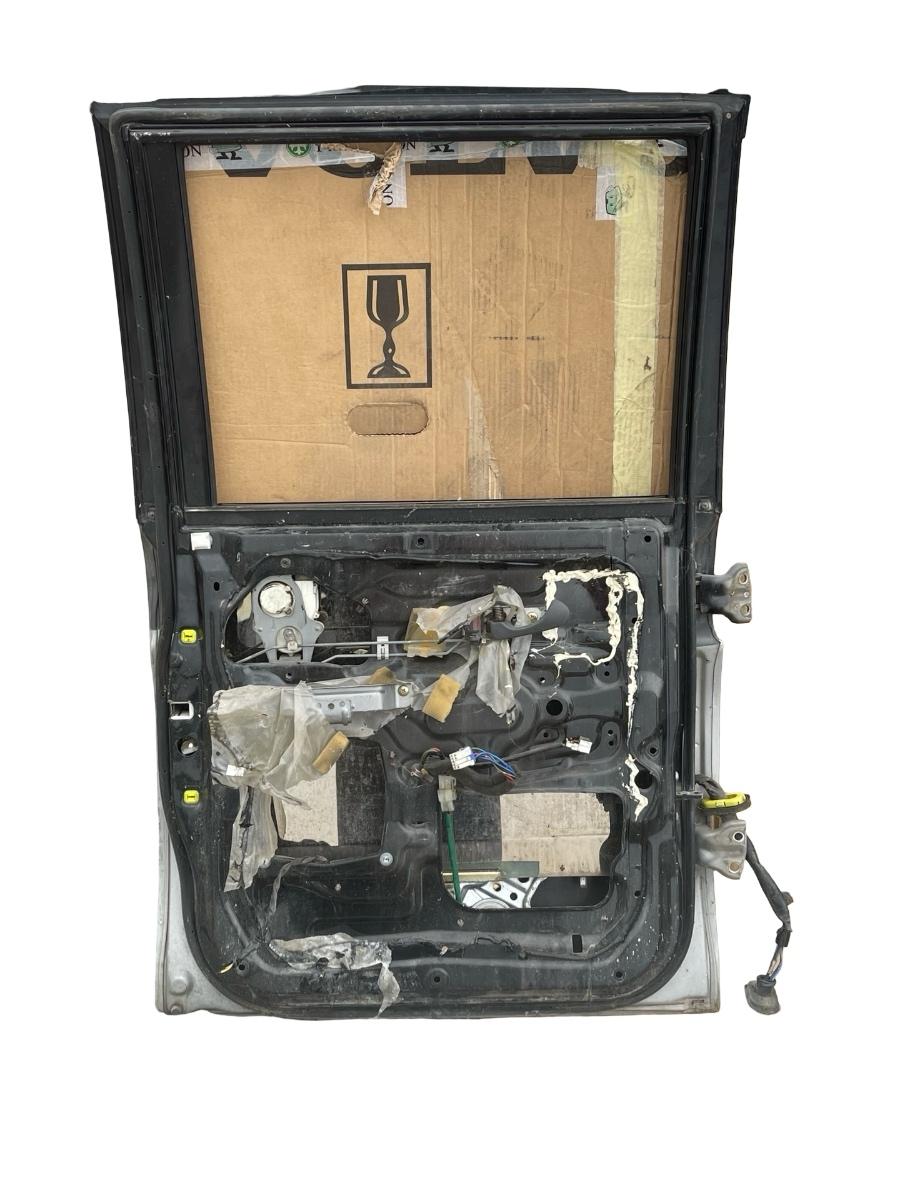 Usa  Portiera stanga spate MITSUBISHI L200 – foto 2