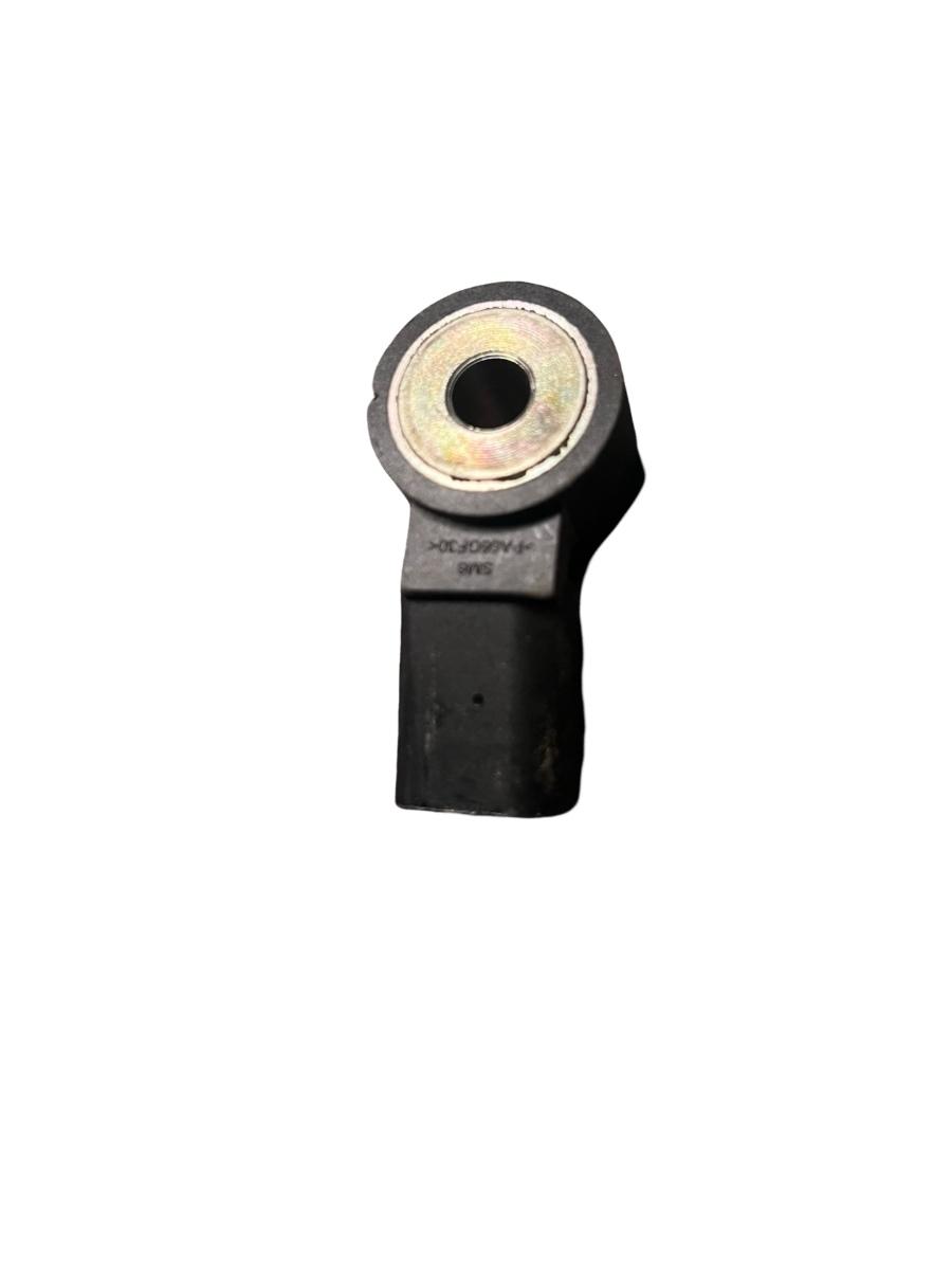 Senzor de detonatie VOLKSWAGEN GOLF VI 5K1 2008 - 2013 030905377D