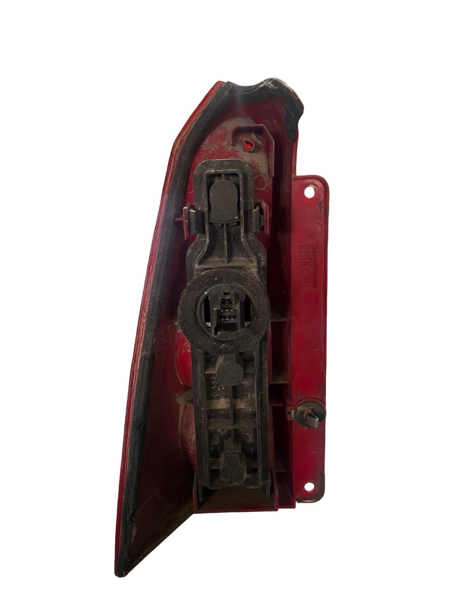 Lampa spate / Stop dreapta FORD FOCUS Estate DNW 1999 - 2007 – foto 2