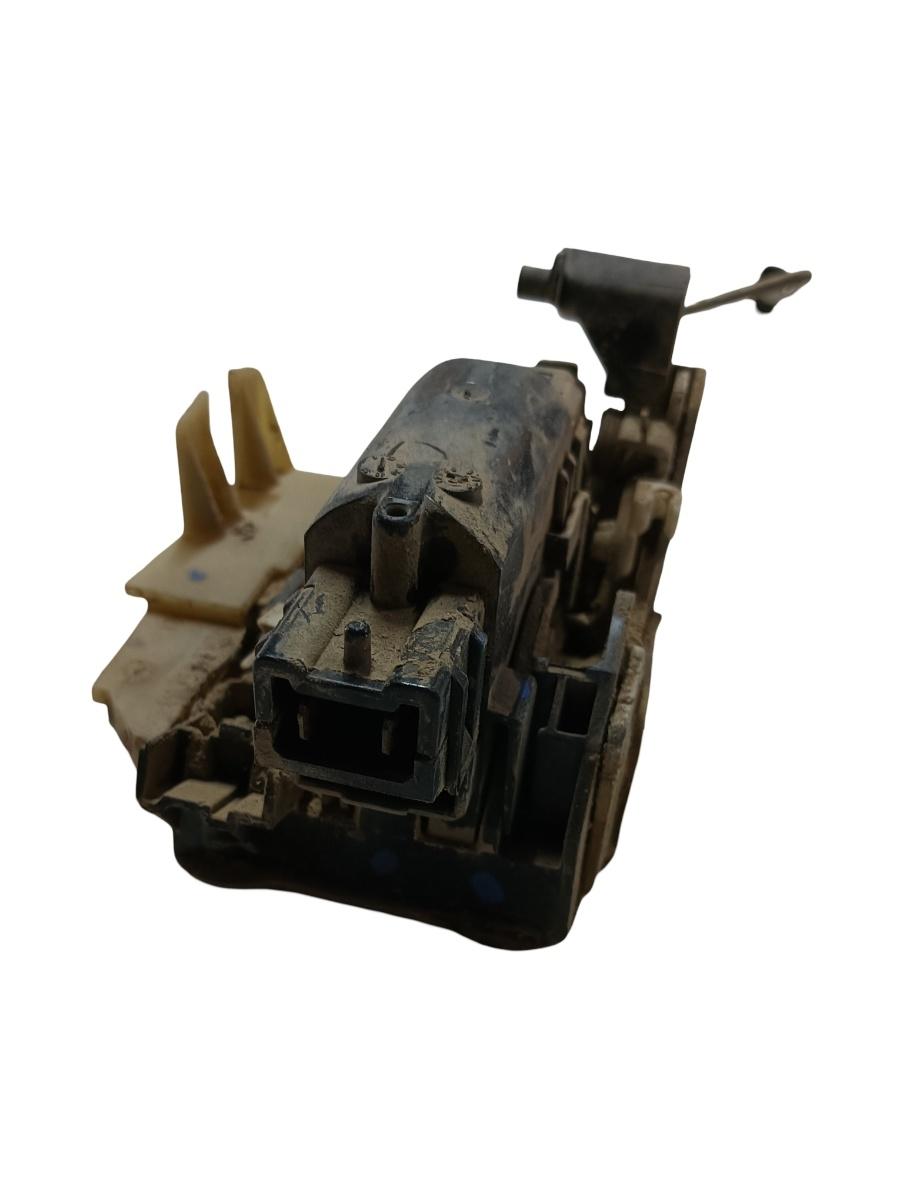 Broasca usa dreapta fata DACIA DUSTER 2010 - > – foto 2