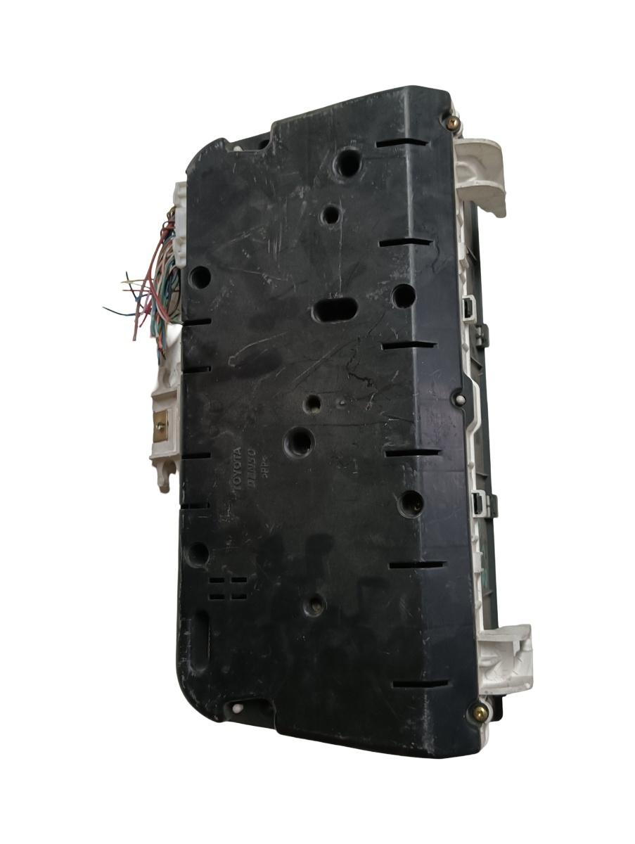 Ceas de bord TOYOTA COROLLA Verso ZER_, ZZE12_, R1_ 2004 - 2009 – foto 2
