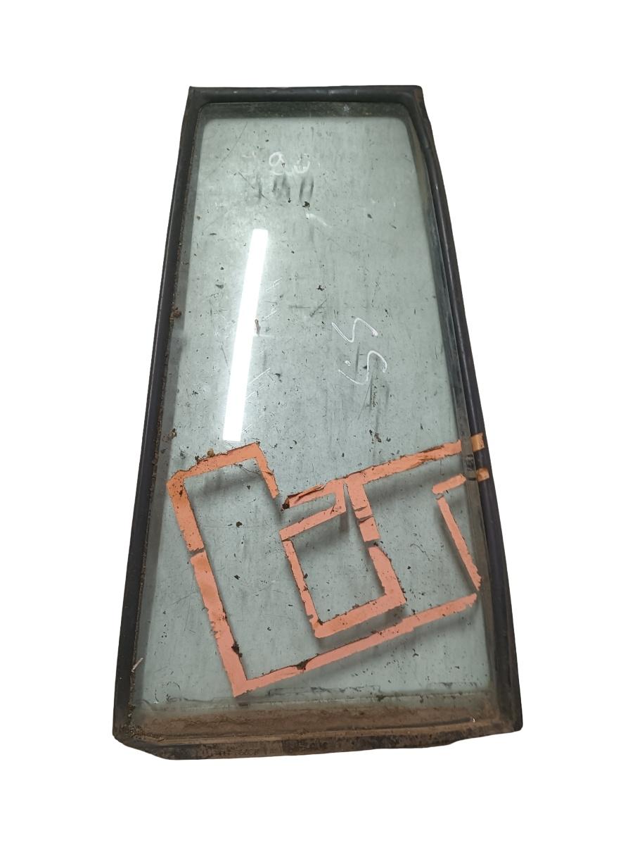 Geam  stanga spate TOYOTA LAND CRUISER 90 _J9_ 1995 - >