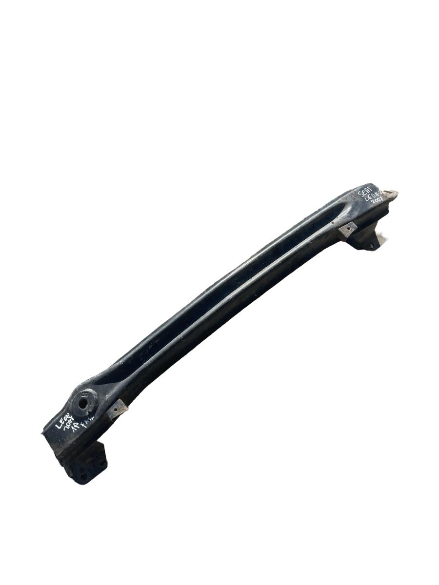 Armatura bara de protectie fata SEAT LEON II 1P1 2005 - 2013