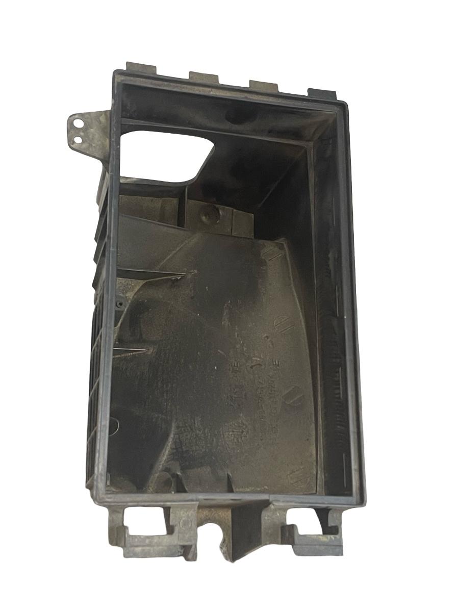 Carcasa filtru de aer JAGUAR XF CC9_, X250 2008 - 2015 2.7 D AJD 4R83-9600-AD – foto 3