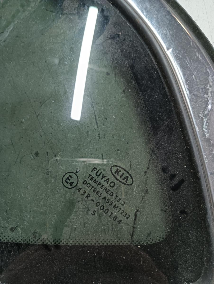 Geam  stanga spate KIA CEE`D JD 2012 - > – foto 2