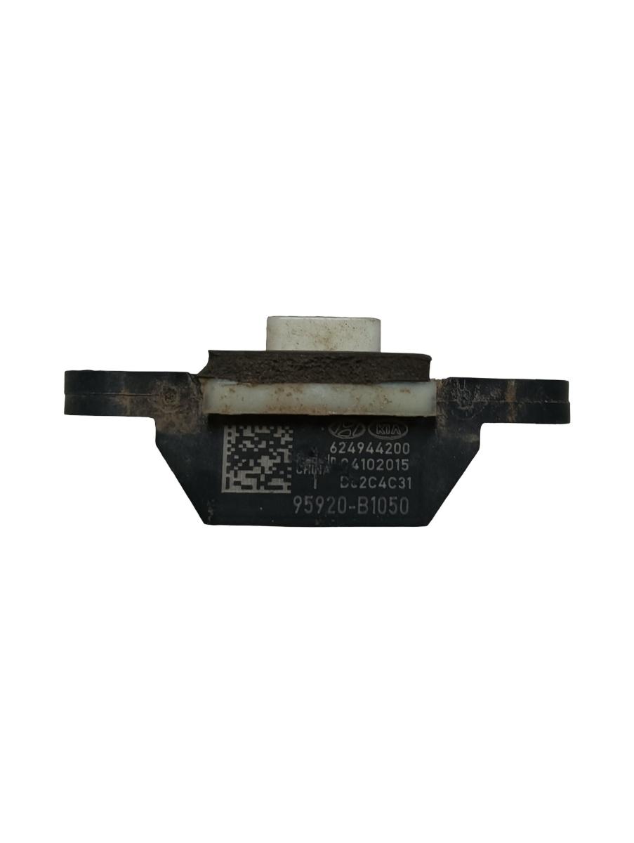 Senzor de impact airbag KIA SPORTAGE QL, QLE 2015 - > 95920b1050