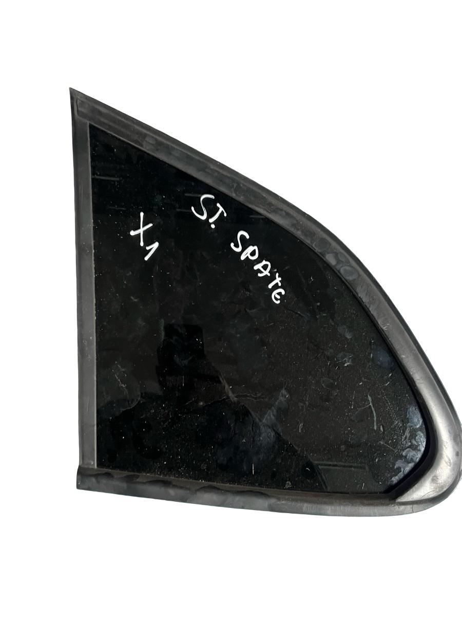Geam lateral spate stanga BMW X1 I E84 2009 - 2015