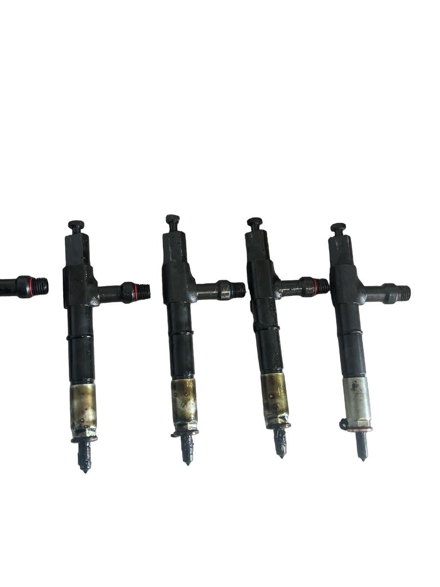 Set injectoare combustibil TOYOTA LAND CRUISER 100 FZJ1_, UZJ1_ 1998 - 2008 4.2 TD 1HD-FTE – foto 3