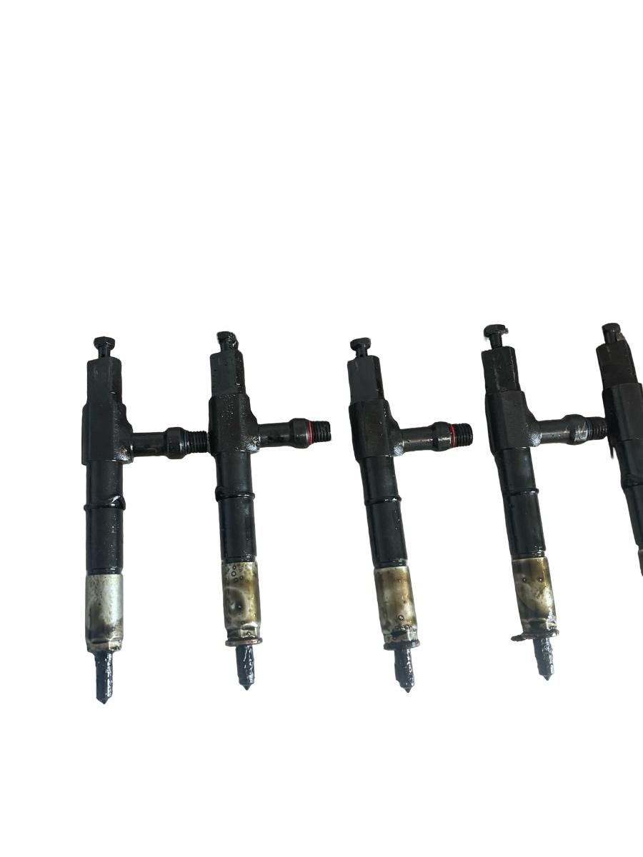Set injectoare combustibil TOYOTA LAND CRUISER 100 FZJ1_, UZJ1_ 1998 - 2008 4.2 TD 1HD-FTE – foto 2