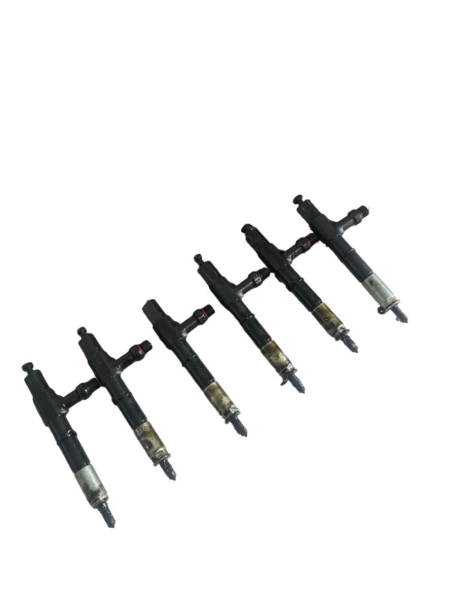 Set injectoare combustibil TOYOTA LAND CRUISER 100 FZJ1_, UZJ1_ 1998 - 2008 4.2 TD 1HD-FTE