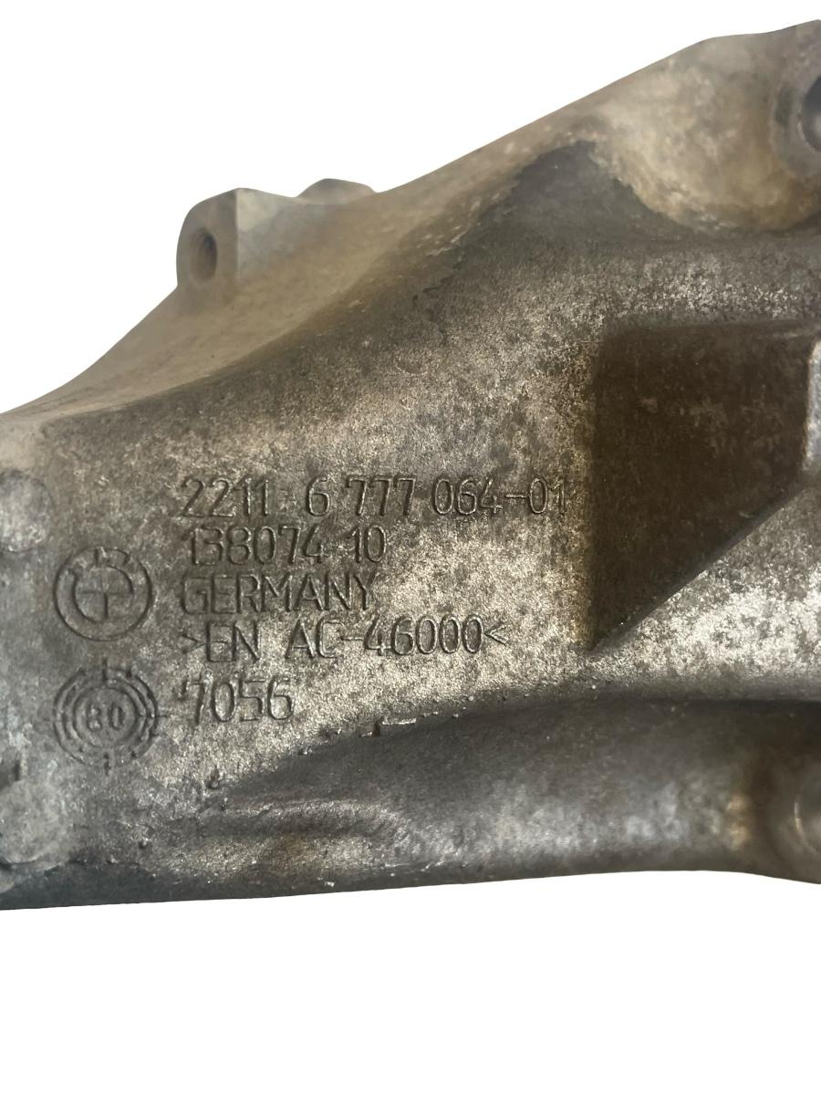 Suport motor dreapta BMW X1 I E84 2009 - 2015 2.0 xDrive 20 d N47 D20 C 6777064-01 – foto 2