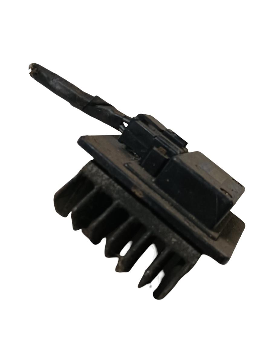 Rezistor motor/ventilator aeroterma MITSUBISHI PAJERO II V3_W, V2_W, V4_W 1990 - 2001 0778000151