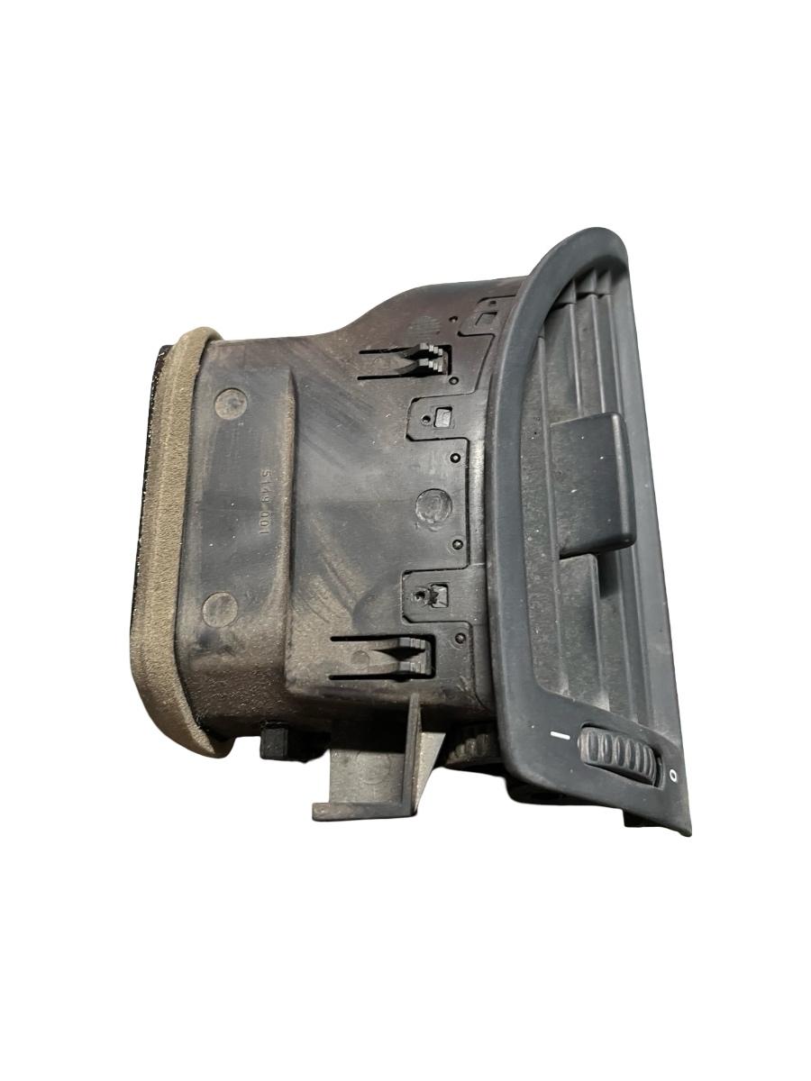 Grila de ventilatie laterala panou de bord stanga BMW 6 II Convertible E64 2004 - 2010 7009271 – foto 4