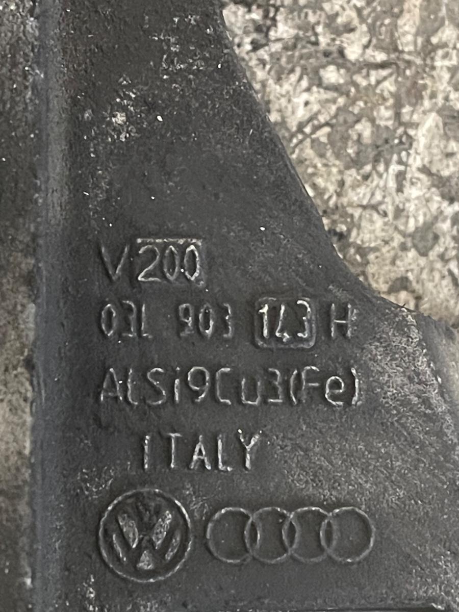 Suport accesorii AUDI A4 IV 8K2, B8 2007 - 2015 2.0 TDI CAGA 03L903143H – foto 3