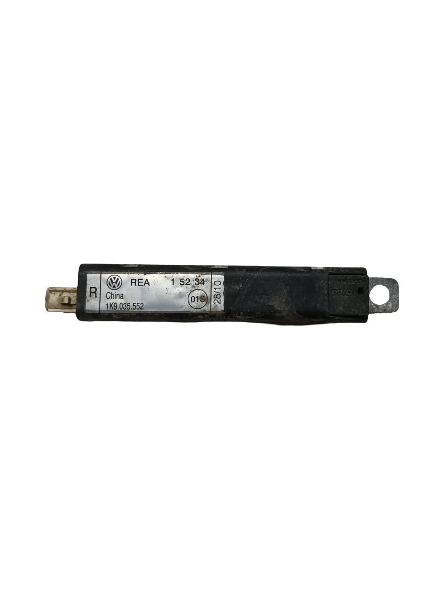Amplificator semnal antena VOLKSWAGEN GOLF V Variant 1K5 2007 - 2009 1k9035552