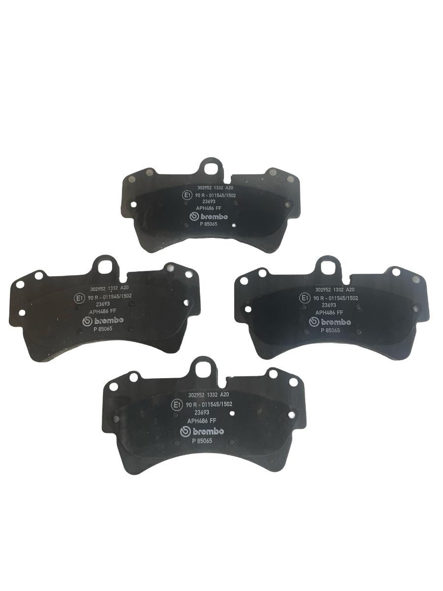 Set placute frana fata AUDI Q7 4LB 2006 - 2016 3.0 TDI quattro CJGC, CJMA, AUDI Q7 4M 2015 -> Brembo 10133023A