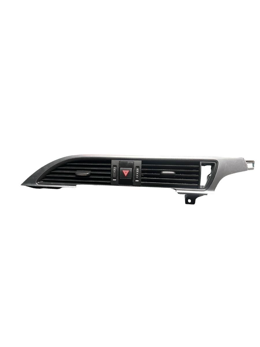 Grila de ventilatie bord centrala AUDI A6/S6 IV Saloon 4G2, C7, 4GC 2010 - 2018 9025900