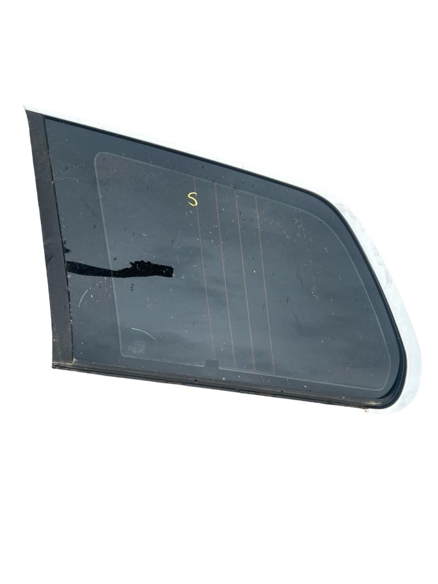 Geam lateral spate stanga VOLVO XC90 I 275 2002 - 2015