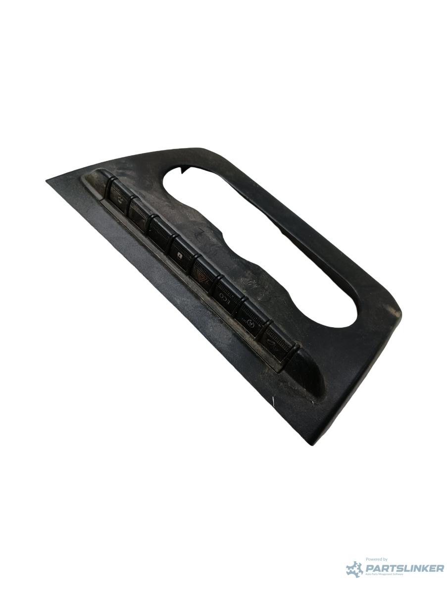 Panou control bord DACIA DUSTER 2010 - > 682602613r