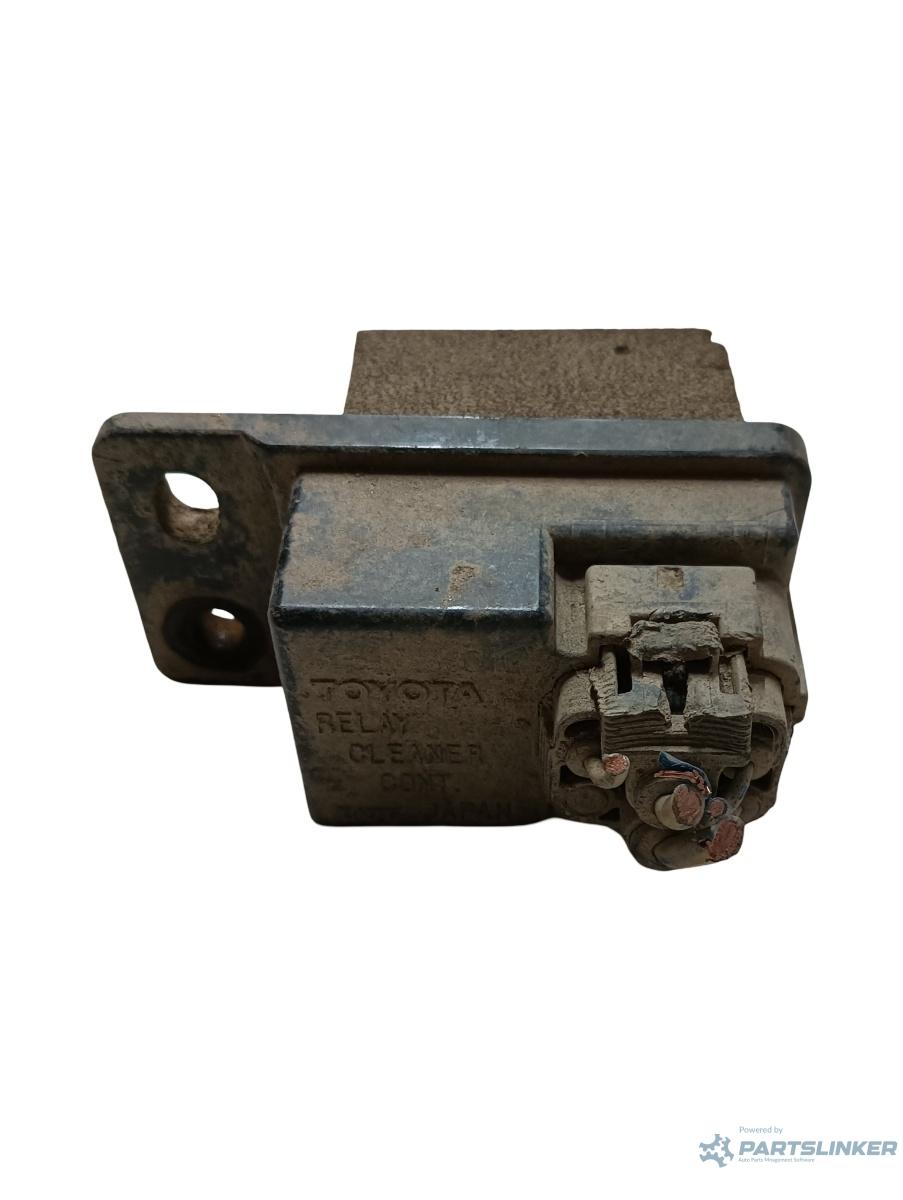 Alte relee TOYOTA LAND CRUISER 90 _J9_ 1995 - > – foto 2