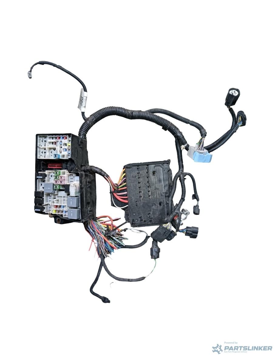 Panou sigurante FORD C-MAX II DXA/CB7, DXA/CEU 2010 - > 1.5 TDCi XWDA, XWDB, XWDC, XWDD, XWDE
