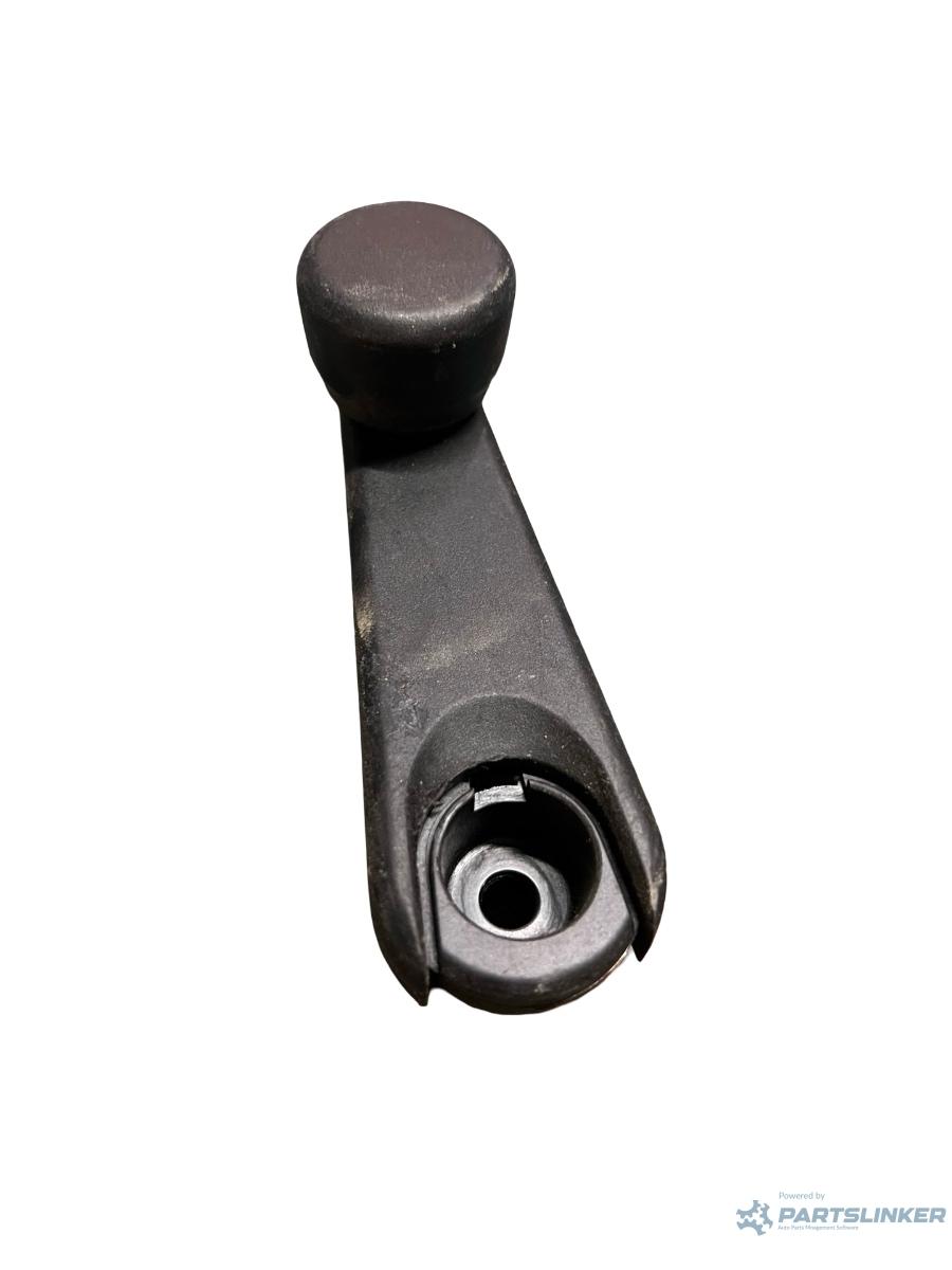 Manivela geam portiera spate dreapta BMW 1 E81 2006 - 2012 81225032