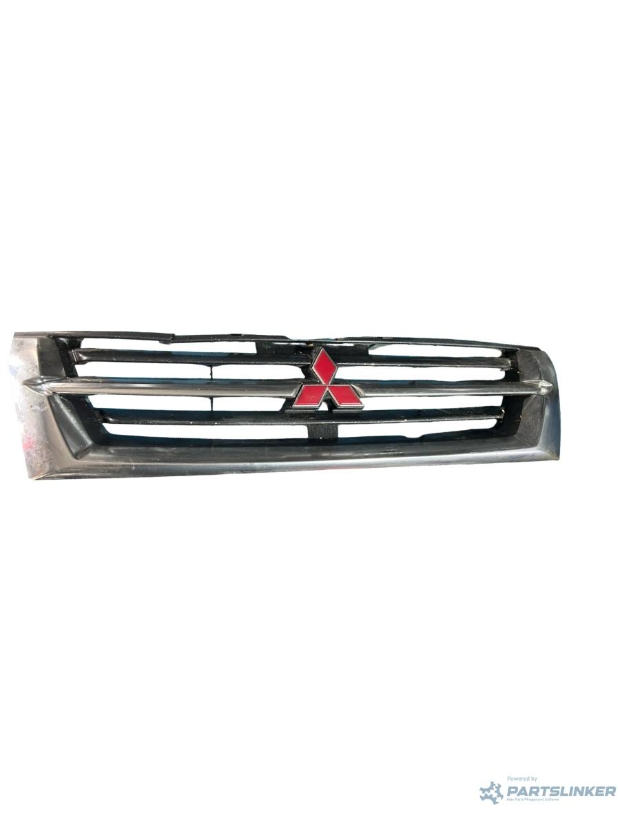 Grila capota MITSUBISHI PAJERO III V7_W, V6_W 1999 - 2007 MR387981/82 – foto 5
