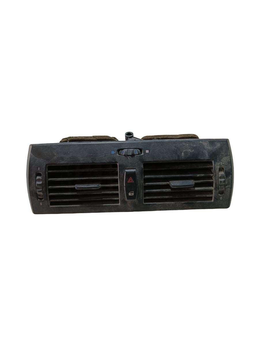 Grila de ventilatie bord centrala BMW X3 E83N 2003 - 2011