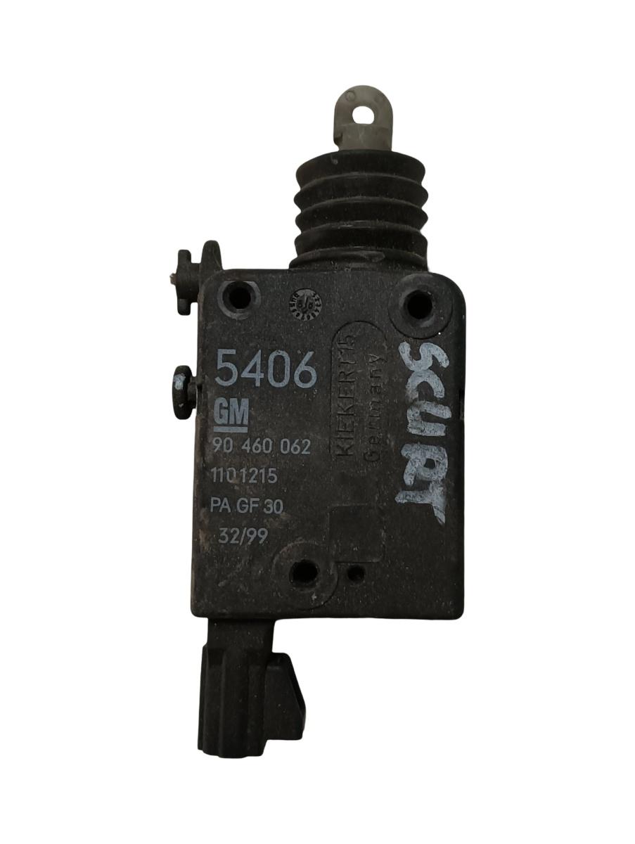 Motoras blocare usita rezervor combustibil OPEL ASTRA G Hatchback F48_, F08_, T98 1998 - 2009 90460062
