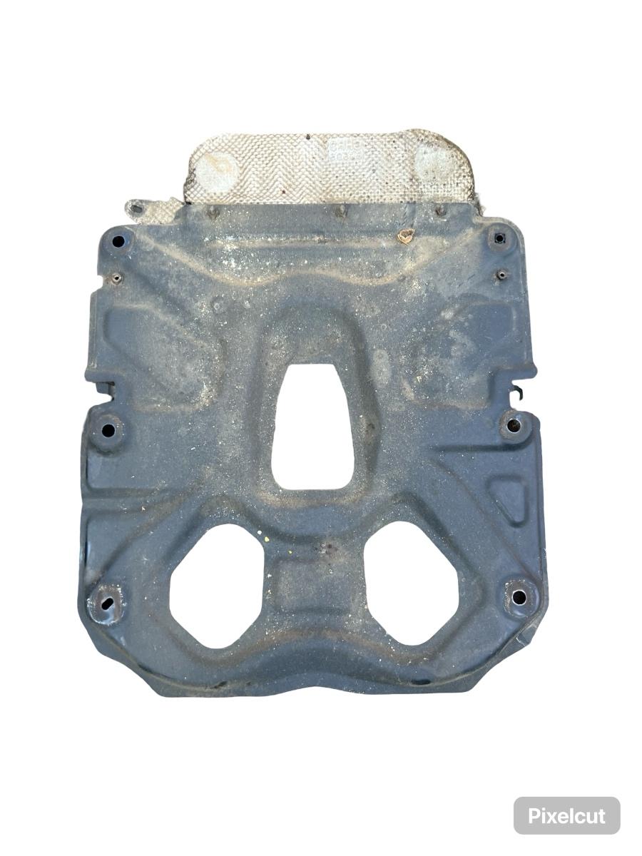 Protectie esapament  sub caroserie/scut