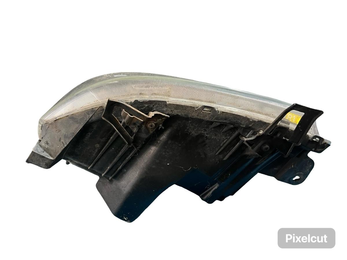 Far dreapta( u.k) TOYOTA COROLLA Verso ZER_, ZZE12_, R1_ 2004 - 2009 – foto 2