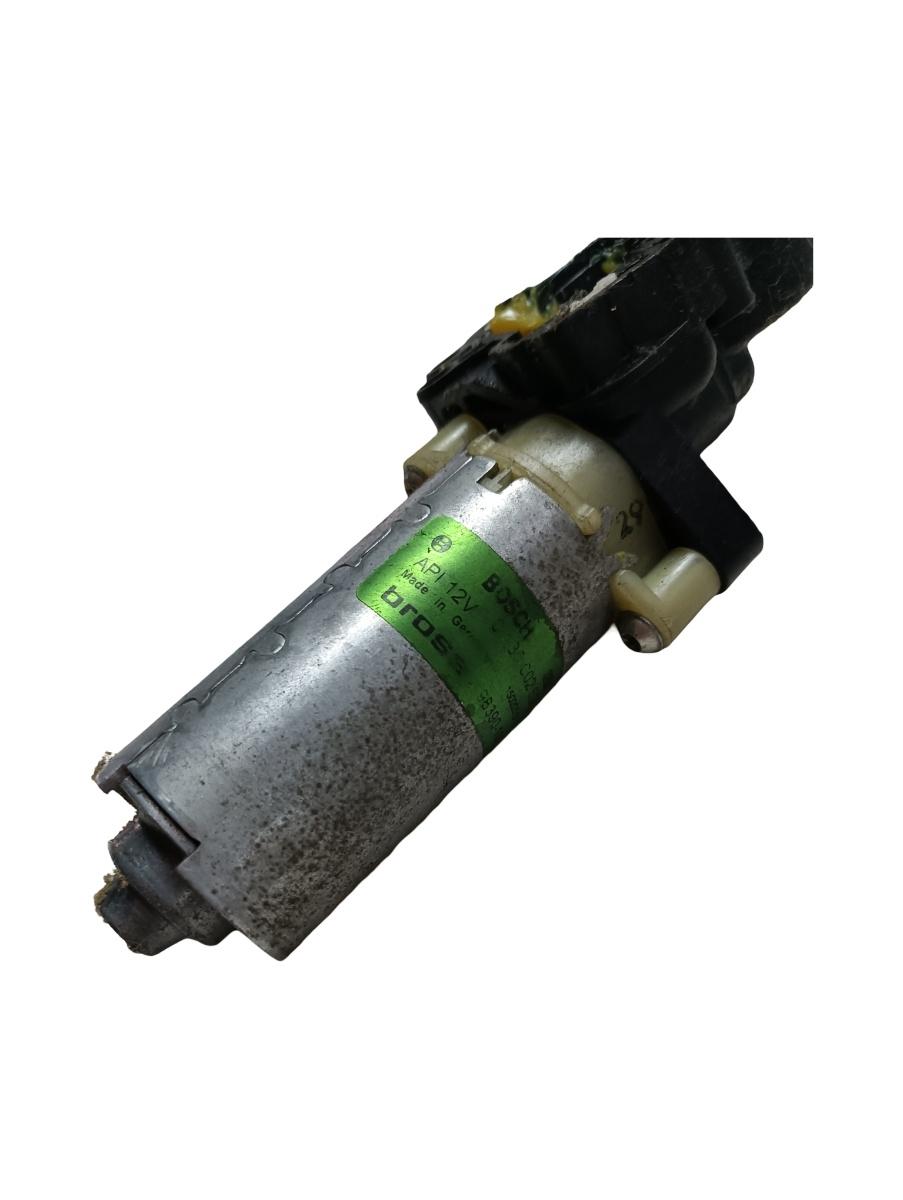 Motoras reglaj scaun stanga fata VOLVO XC90 I 275 2002 - 2015