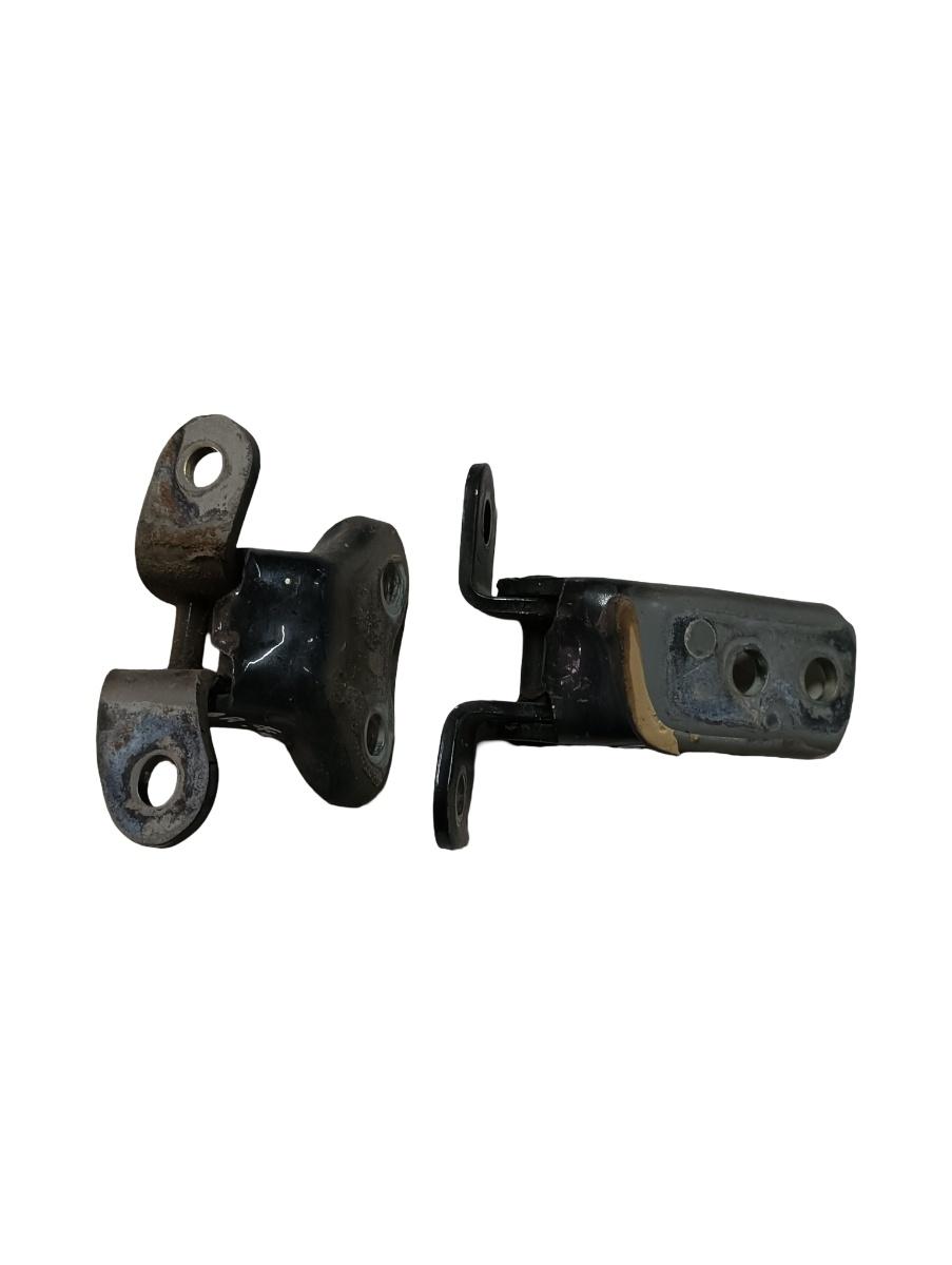 Balama portiera fata jos dreapta fata TOYOTA COROLLA Verso ZER_, ZZE12_, R1_ 2004 - 2009 – foto 2