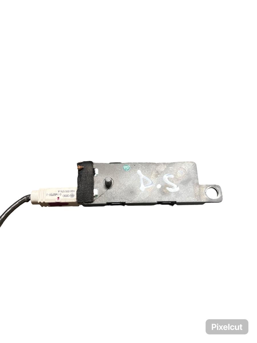 Antena GPS VOLKSWAGEN PASSAT CC 357 2008 - 2012 3C8035552