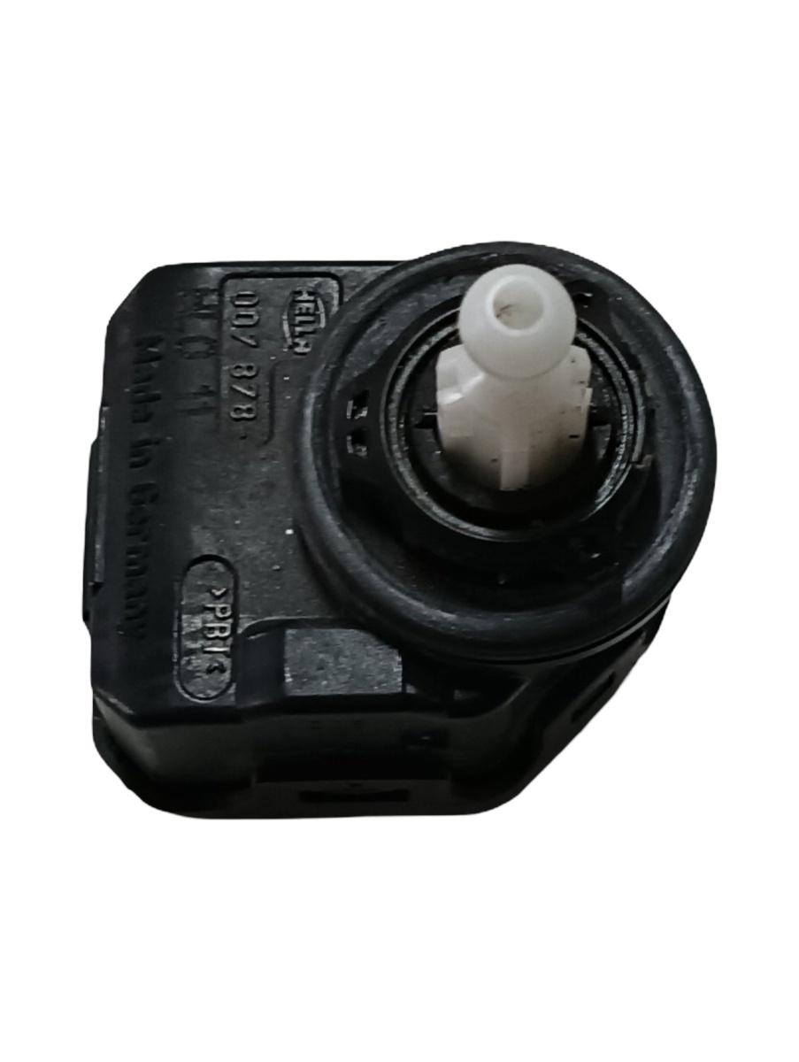 Motoras reglaj nivel faruri AUDI A3 8L1 1996 - 2006 8l0941295b