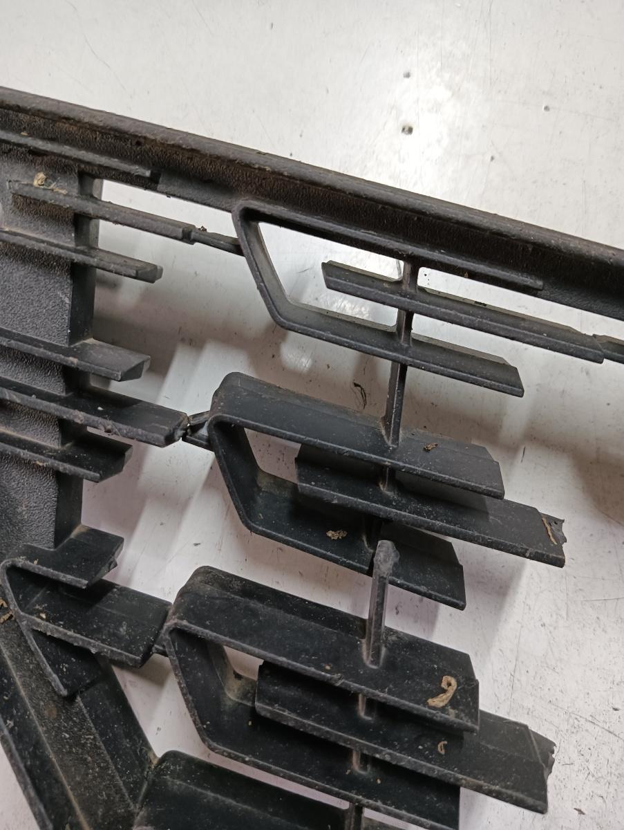 Grila fata SEAT LEON III 5F1 2012 - > 5f0853666 – foto 3
