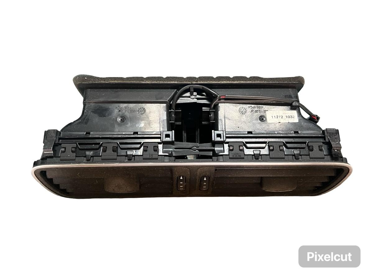 Grila de ventilatie bord centrala VOLKSWAGEN PASSAT B7 [ 2010 - 2014 ] 3AC819728A