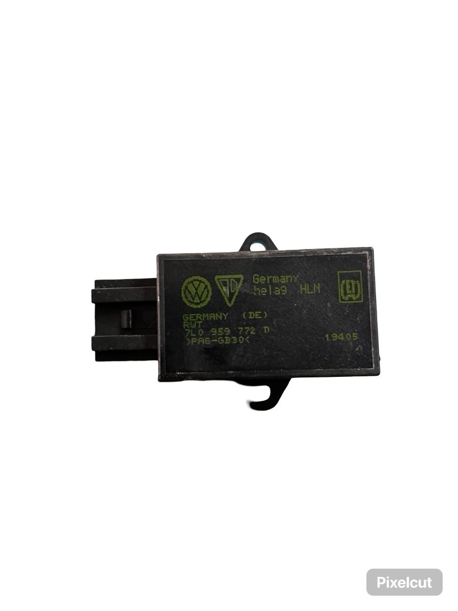 Releu incalzire scaun VOLKSWAGEN TOURAN 1T1, 1T2 2003 - 2010 7LO959772