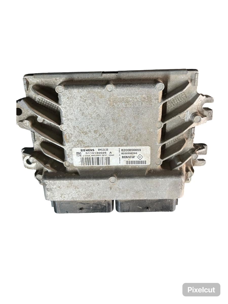 ECU modul/unitate de control motor DACIA SANDERO 2008 - > 8200856659