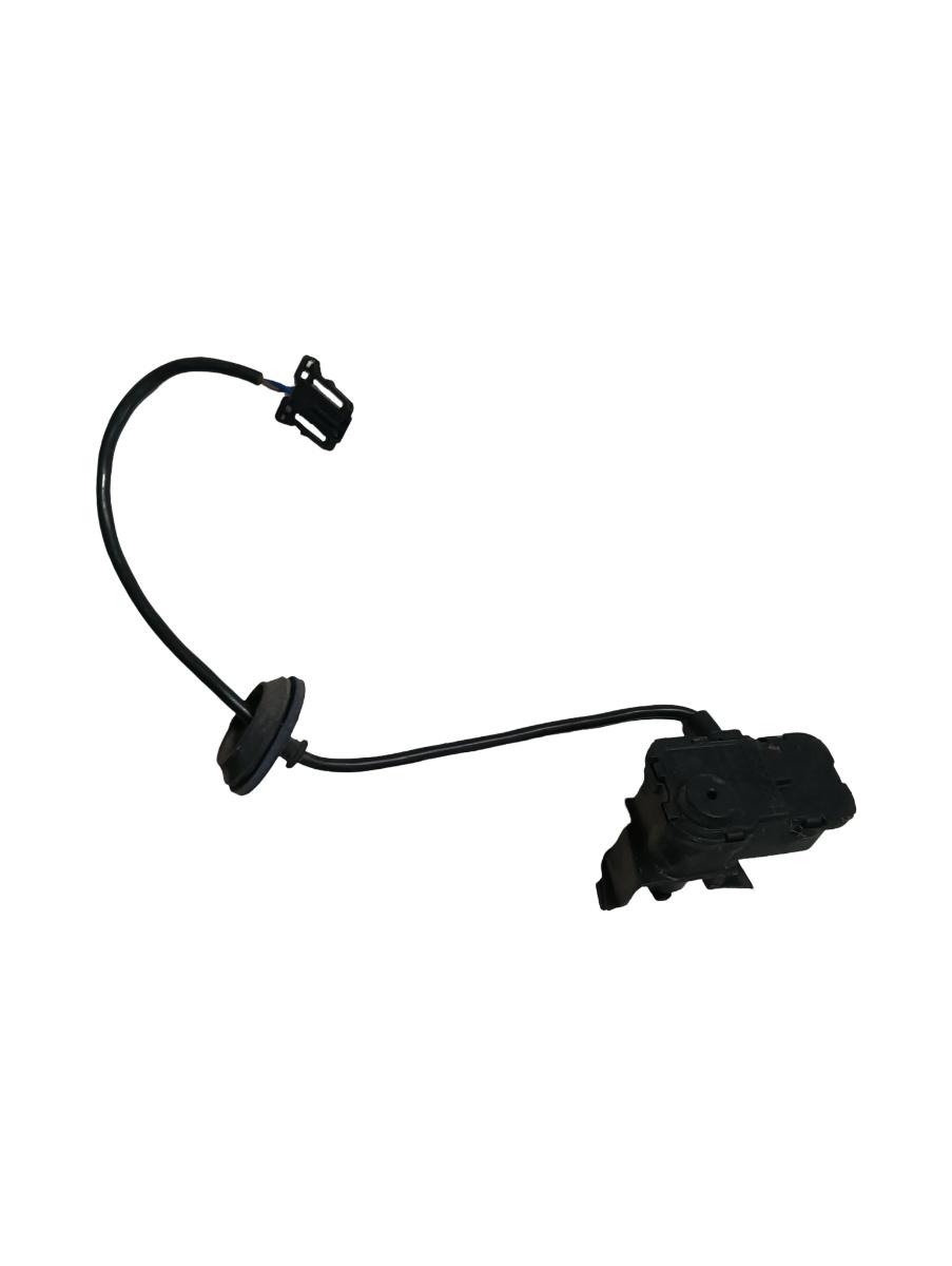 Motoras blocare usita rezervor combustibil VOLKSWAGEN GOLF VII 5G1, BE1 2012 - > 5c6810773h