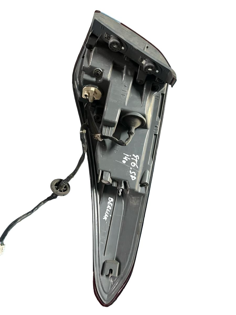 Lampa spate / Stop stanga spate HYUNDAI i40 CW VF 2011 - > – foto 4