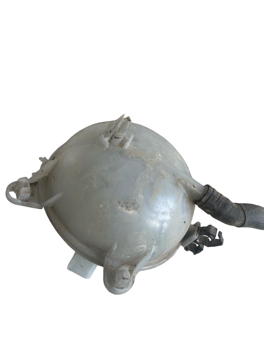 Vas rezervor de expansiune lichid de racire VOLKSWAGEN GOLF VII 5G1, BE1 2012 - > 5Q0121407D – foto 3