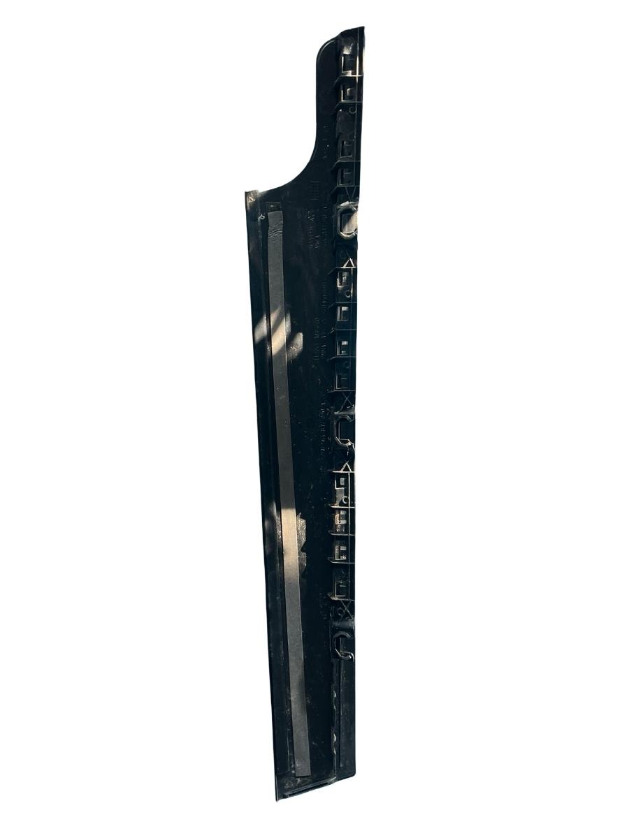 Alte ornamente portiera fata dreapta VOLKSWAGEN GOLF VII 5G1, BE1 2012 - > 1.4 TSI Flexfuel CWLA 5G4837890A – foto 2