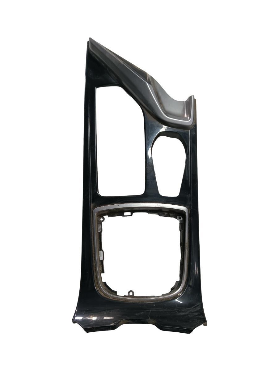 Consola din plastic schimbator de viteze HYUNDAI i40 VF 2012 - >