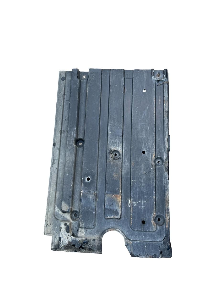 Protectie sub caroserie/scut stanga fata HYUNDAI i40 CW VF 2011 - >