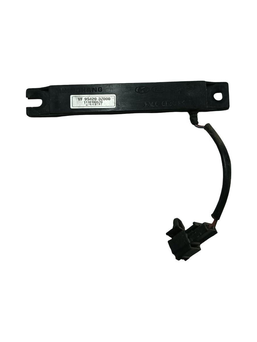 Antena GPS HYUNDAI i40 VF 2012 - > 954203z000